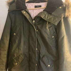 Jcrew parka with hood and fur trim size med